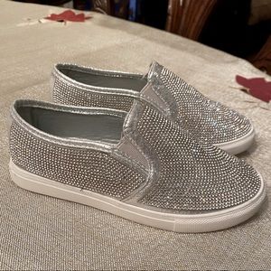 Silver with all ✨rhinestones ✨shoes